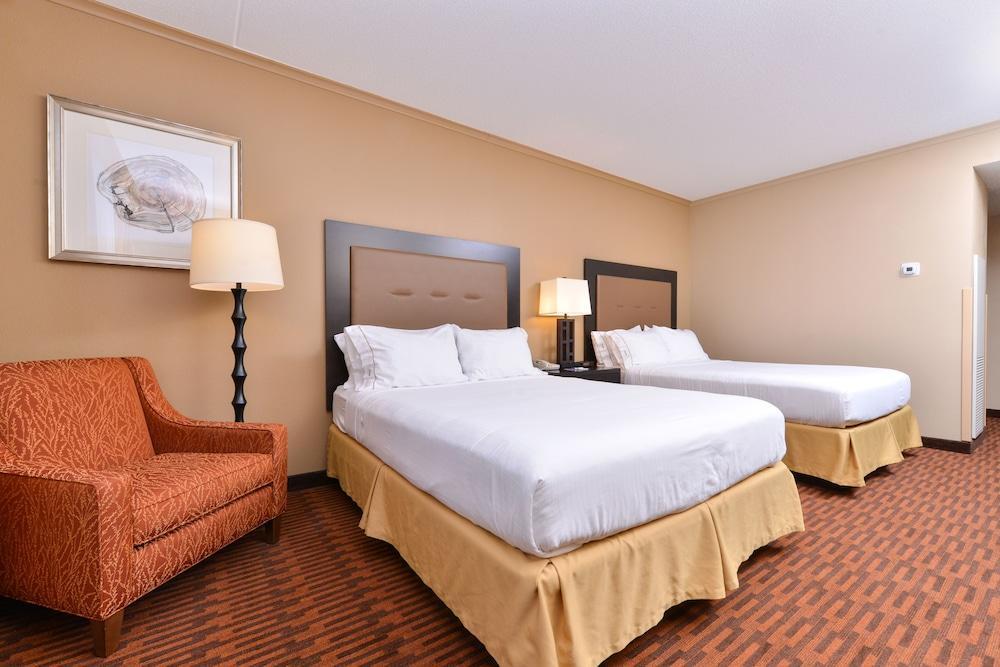 Holiday Inn Express Breezewood By Ihg Exterior foto