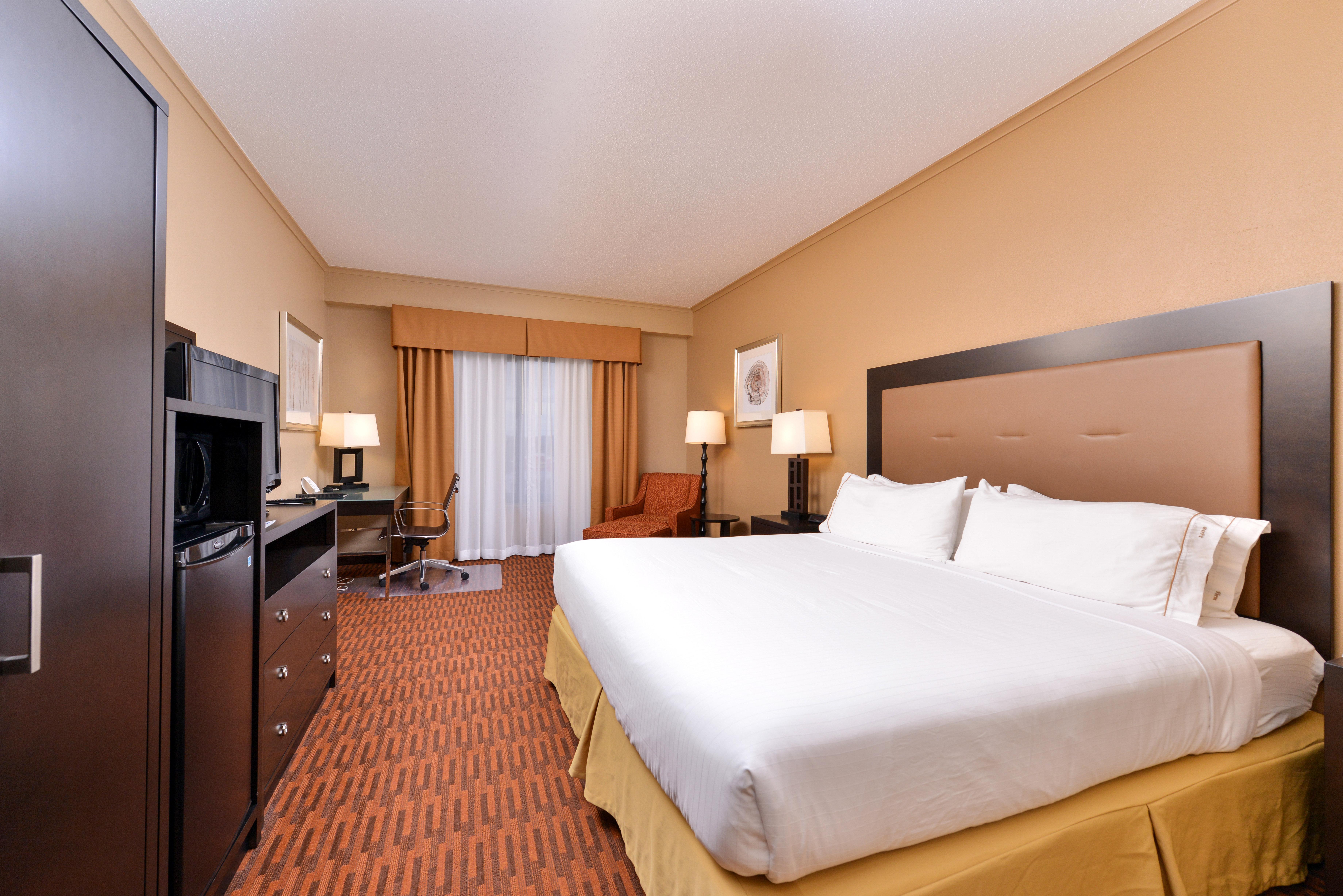 Holiday Inn Express Breezewood By Ihg Exterior foto